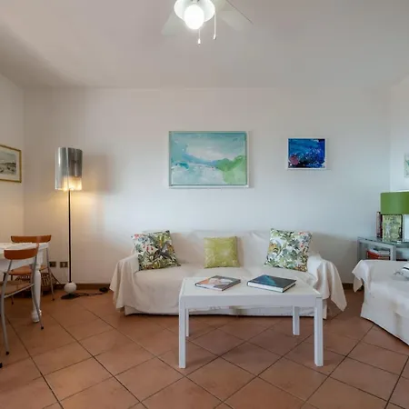 Del Mare Dipinto By Interhome Geremèas